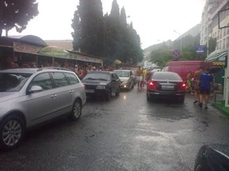 Пробка в профессорском уголке Алушты